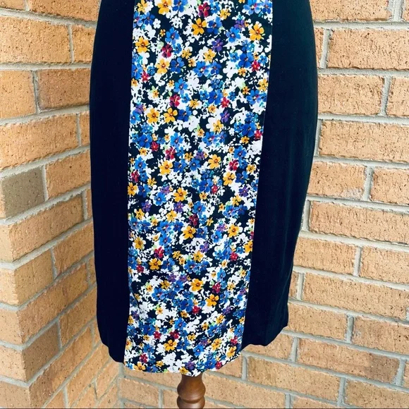✨Host Pick✨ REVIEW Floral Panel Pencil Dress Size 6 Capped Sleeves Smart Casual - Picture 3 of 7